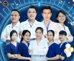 Bọc răng sứ thẩm mỹ Doi ngu bac si